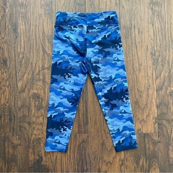 J. Crew Blue Camo Capri Leggings - Picture 2 of 8